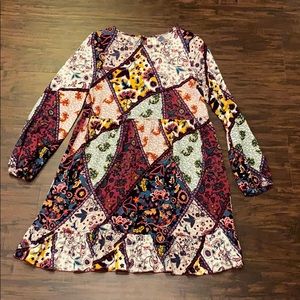 Patterned long sleeve dress